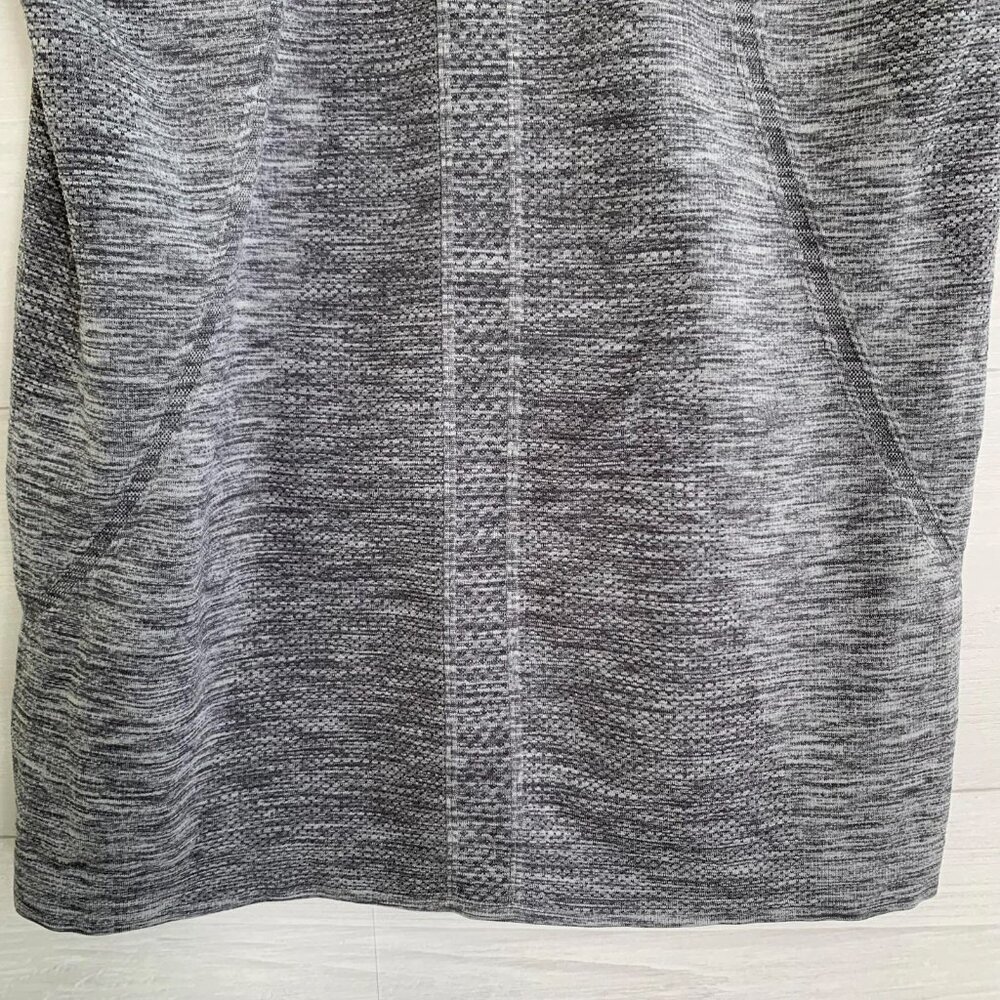 Lululemon - Run Swiftly Tech Gray Heather Racerba… - image 3